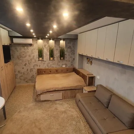 Appartement Tomis 4b *