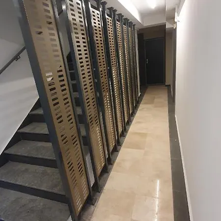 Tomis 4b Apartman Konstanca